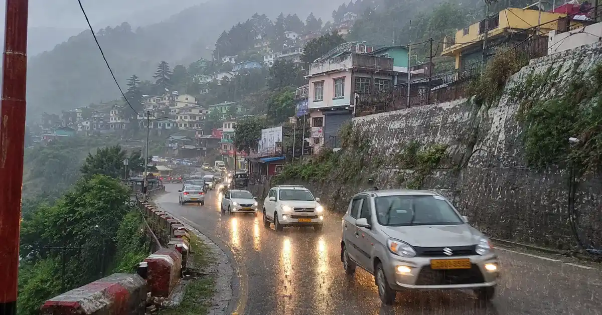 उत्तराखंड में अगले 2-3 दिन में मानसून के पहुंचने के आसार, कई जिलों में भारी बारिश की चेतावनी