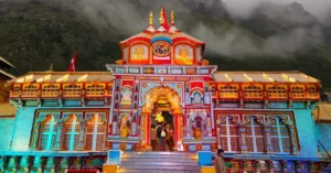 Devotees entering the main entrance of Badrinath Dham in Chamoli district during the Char Dham Yatra.