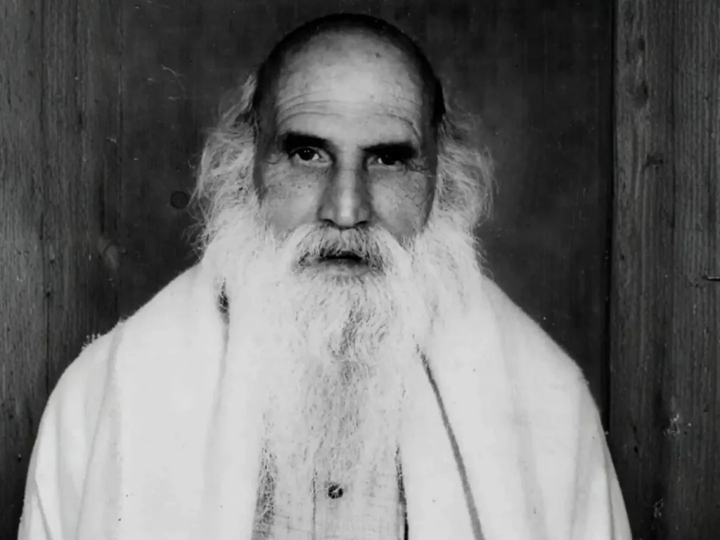 इंद्रमणि बडोनी: उत्तराखंड राज्य आंदोलन के जननायक और ‘पर्वतीय गांधी’ 4 Later-life portrait of Indramani Badoni, remembered as the Pahadi Gandhi of Uttarakhand.