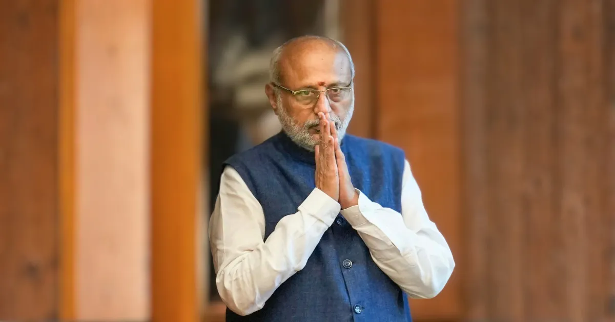 Home 6 उत्तराखण्ड के दो दिवसीय दौरे पर उपराष्ट्रपति सीपी राधाकृष्णन, घर से निकलने से पहले चेक कर लें रूट डायवर्जन प्लान