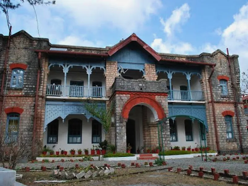 Best Schools in Uttarakhand: A Complete Guide to Top Schools 17 Oak Grove School Mussoorie